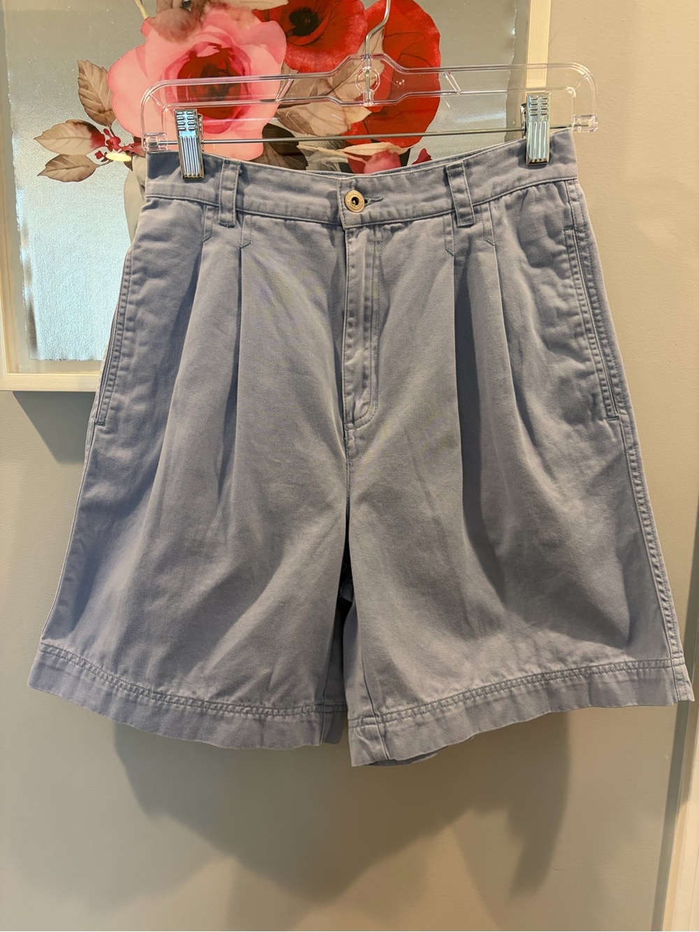 Vintage 90’s Liz Claiborne Lizwear Blue Bermuda Pleated Shorts Size 4